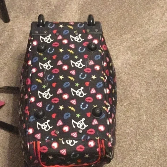 🆕betsey Johnson duffle